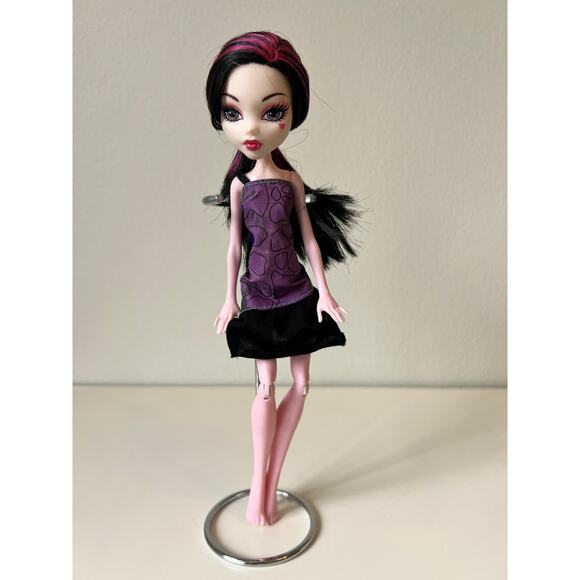 Monster High Draculaura Doll 2008 Mattel - Picture 1 of 9